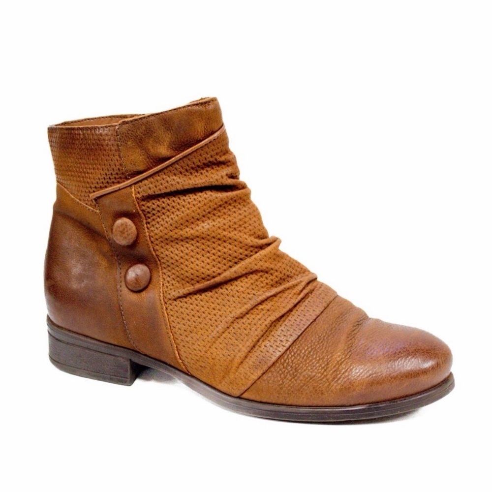 Miz Mooz NYC Sallie Brown Leather Ankle Boot Ruched Button Women's Size 39 Wide